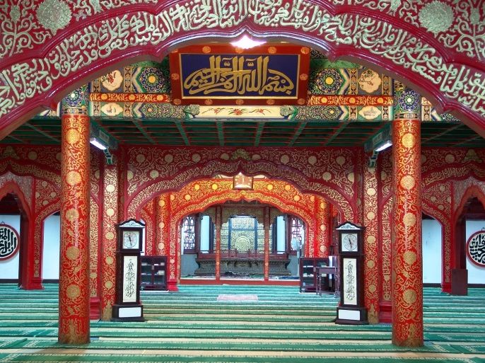 قاعة الصلاة في المسجد تجمع بين الفن الصيني والثقافة الإسلامية- الجزيرة