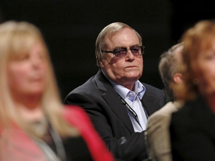 Former British Deputy Prime Minister John Prescott wears dark glasses at the annual Labour Party Conference in Brighton, southern Britain September 27, 2015. Jeremy Corbyn, a veteran far-left politician, portrayed himself on Sunday as more moderate than his rivals describe, before his first conference as leader of Britain's main opposition party. REUTERS/Luke MacGregor