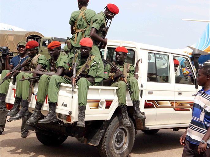 epa05418548 (FILE) A file photo dated 25 April 2016 showing a group of the 195 opposition soldiers arriving with General Simon Gatwech Dual, the chief of staff of the South Sudan rebel troops, in Juba, South Sudan. Reports on 10 July 2016 said hundreds were killed in two days of renewed fighting between supporters of President Salva Kiir and Vice-President Riek Machar. The UN Security Council condemned the fighting that erupted in Juba, the worst violence since a peace deal was signed in 2015 and forming the national unity government in April this year. EPA/PHILLIP DHIL