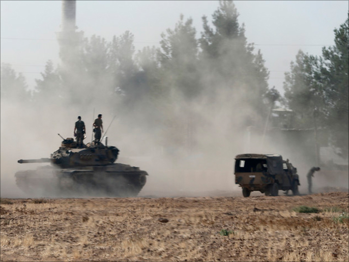 آليات عسكرية تركية في طريقها للعبور إلى شمال سوريا أواخر أغسطس/آب الماضي (الأوروبية)