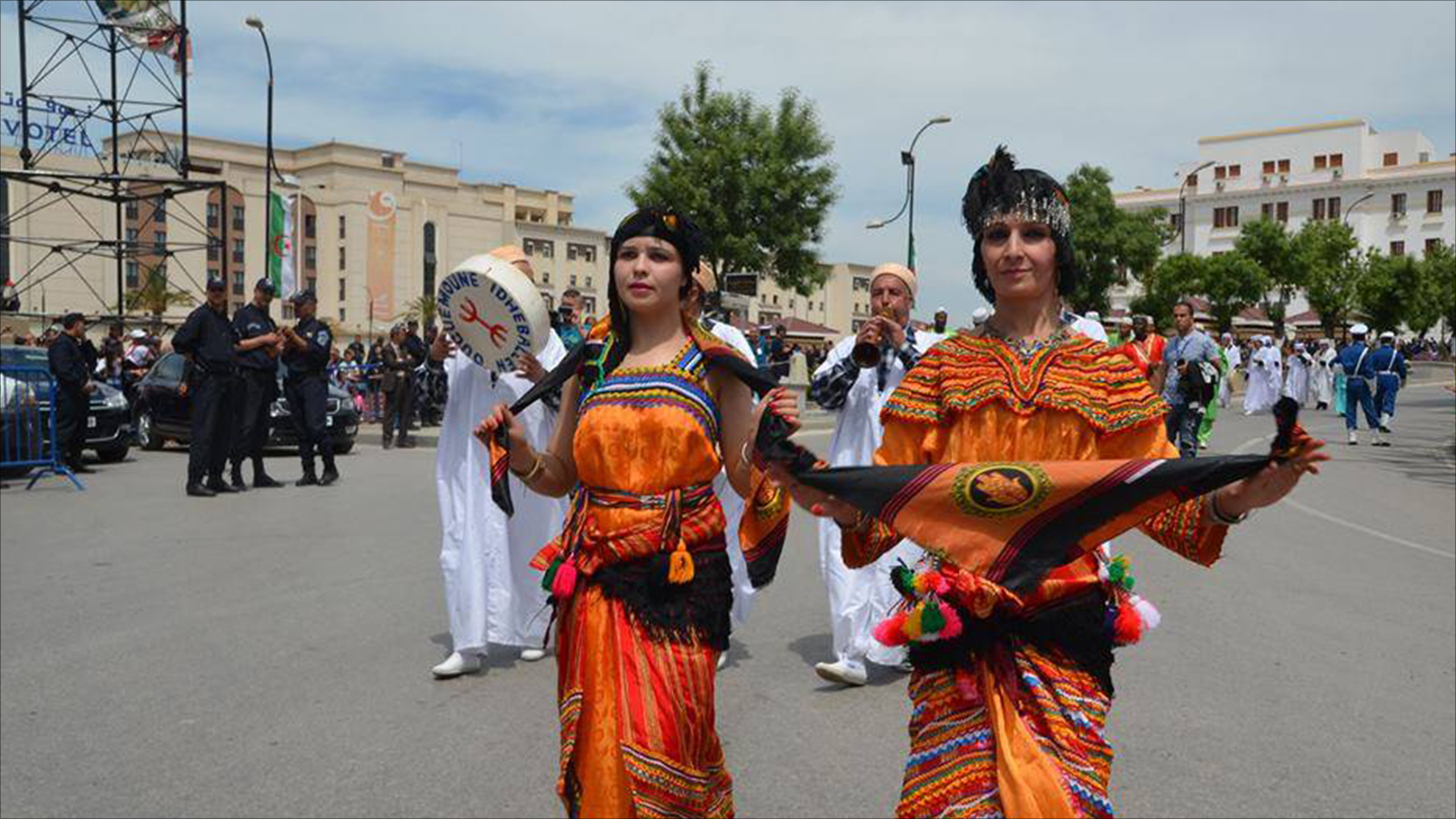 ‪الجزائر تشهد تنظيم 186 تظاهرة ثقافية سنويا‬ (الجزيرة)