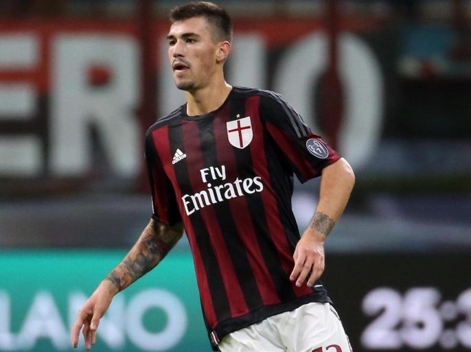 AC Milan's Italian defender Alessio Romagnoli in action during the Italy Cup third qualifying round soccer match AC Milan vs AC Perugia at Giuseppe Meazza stadium in Milan, Italy, 17 August 2015.