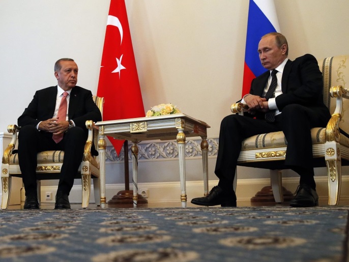‪الرئيسان الروسي فلاديمير بوتين‬ الرئيسان الروسي فلاديمير بوتين (يمين) والتركي رجب طيب أردوغان التقيا في أكثر من مناسبة (الأوروبية)