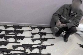 الكارلو هو سلاح الانتفاضة الثالثة، ومخارط الأسلحة في الضفة تنتج آلاف القطع. مصدر الصورة صحيفة " إسرائيل اليوم"