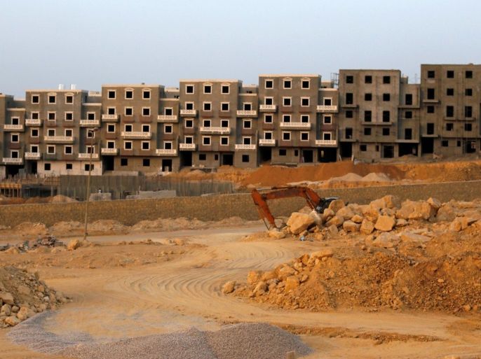 Tractors are seen at the Tahya Misr housing project in Al-Asmarat district, Al Mokattam, east of Cairo, Egypt June 2, 2016. REUTERS/Amr Abdallah Dalsh SEARCH "CAIRO HOUSING" FOR THIS STORY. SEARCH "THE WIDER IMAGE" FOR ALL STORIES