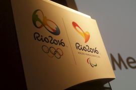 The logos of the Rio 2016 Olympic Games and Rio 2016 Paralympic Games are pictured next to a message on a screen that reads "Message about Zika" during a media briefing in Rio de Janeiro, Brazil, February 2, 2016. The Rio 2016 organizing committee is worried about the rapid spread of the Zika virus in Brazil, but has not yet seen evidence of people canceling travel to the Olympics in August, communications director Mario Andrada said on Tuesday. REUTERS/Ricardo Moraes