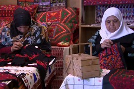 مراسلو الجزيرة-التطريز الفلسطيني والتعاونيات النسوية بموريتانيا
