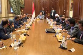 أجرى الرئيس اليمني عبد ربه منصور هادي تعديلا وزاريا شمل حقائب عدة في حكومة أحمد عبيد بن دغر.