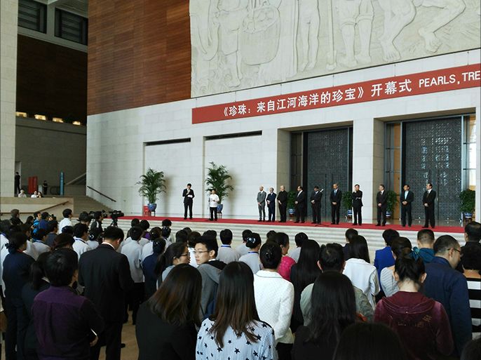 افتتاح معرض اللؤلؤ بقاعة المتحف الوطني الصيني