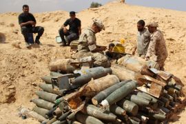 Libyan forces prepare to detonate and dispose of explosives and shells left behind by Islamic State militants in Sirte following a battle, in Misrata Libya, September 9, 2016. REUTERS/Stringer EDITORIAL USE ONLY. NO RESALES. NO ARCHIVE.