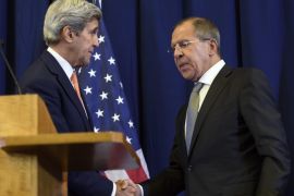 US Secretary of State John Kerry (L) and Russian Foreign Minister Sergei Lavrov (R) shake hands during a press conference held after their meeting in Geneva, Switzerland, 09 September 2016. Their talks focused on the Syrian crisis and on military cooperation against the so-called Islamic State.