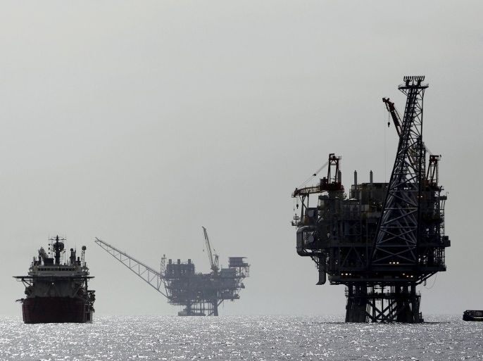 An Israeli gas platform, run by a U.S.-Israeli energy group that also controls the undeveloped Leviathan field, is seen in the Mediterranean sea, some 15 miles (24 km) west of Israel's port city of Ashdod, in this file picture taken February 25, 2013. When the Leviathan gas field was discovered off the coast of Israel in 2010, it was pitched as a game-changer -- a vast energy reserve that would transform the economy and bolster public finances for years to come. Five y