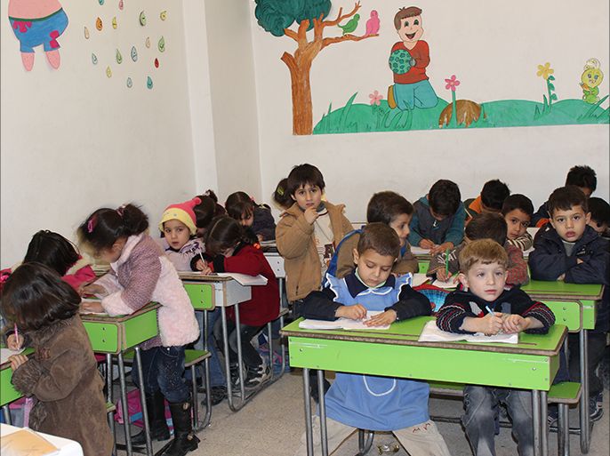 جانب من العملية التعليمية في الغوطة الشرقية