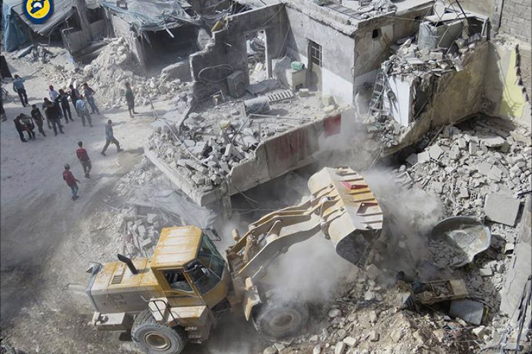 الغارات الروسية التي دمرت مبنى سكني بحي الفردوس في #حلب.jpg