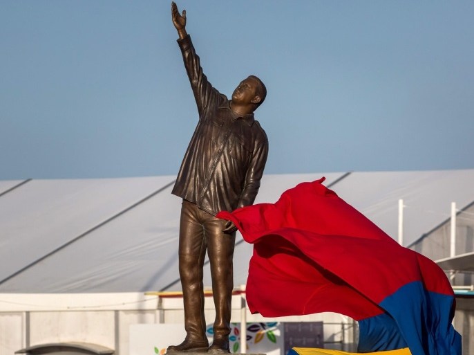 A statue of late Venezuelan President Hugo Chavez is seend outside the Non-Aligned Movement place in Margarita, Venezuela, 16 September 2016. Hundreds of supporters of Chavez rallied in several Venezuelan states to express their support for President Nicolas Maduro to 'defend peace' and the policy of state and to celebrate that Venezuela assumes the presidency of the Non-Aligned Movement.