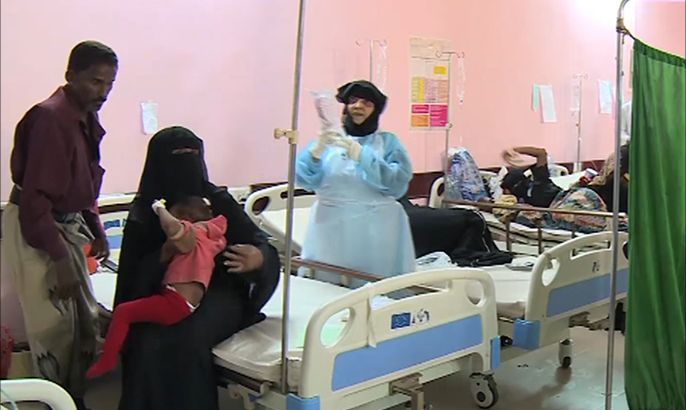 اليمنيون في مواجهة ويلات الصراع والكوليرا