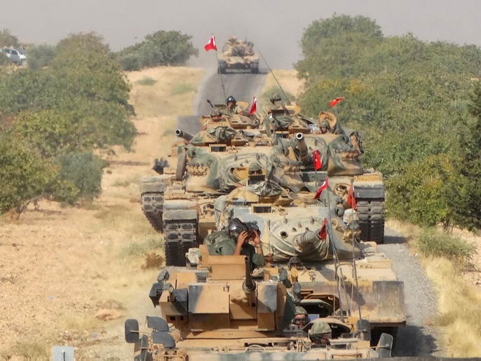 دبابات تركية تتجه نحو مدينة جرابلس في سوريا أواخر أغسطس/آب 2016 (رويترز)