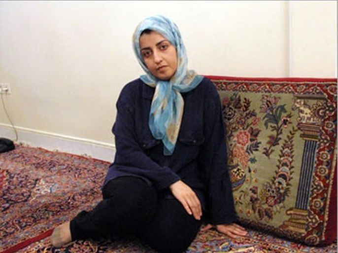الناشطة الإيرانية المدافعة عن حقوق الإنسان نرجس محمدي