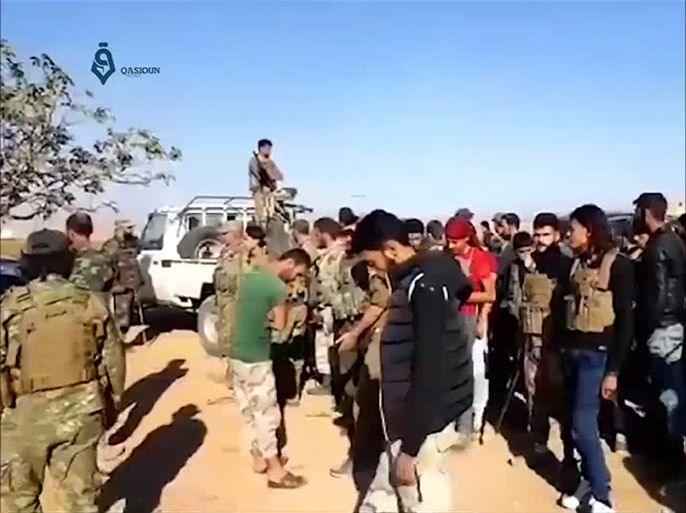 فصائل الجيش السوري الحر المدعومة بقوات تركية باتت الآن على مشارف قرية دابق