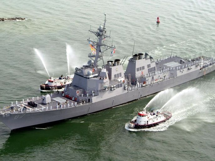 The USS Mason (DDG 87), a guided missile destroyer, arrives at Port Canaveral, Florida, April 4, 2003. REUTERS/Karl Ronstrom/File photo