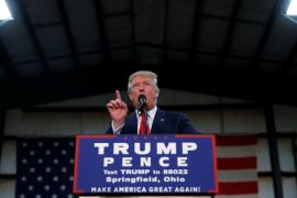 Republican presidential nominee Donald Trump attends a campaign event in Springfield, Ohio, U.S., October 27 2016. REUTERS/Carlo Allegri