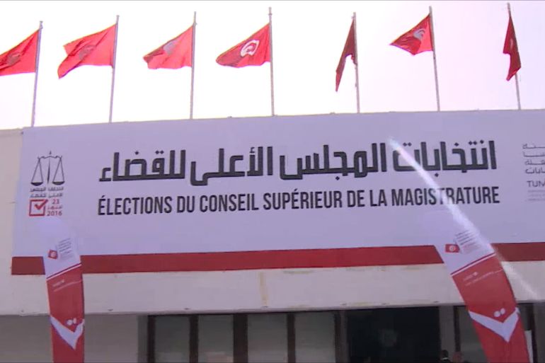 تونس تصوت لانتخاب أول مجلس أعلى للقضاء