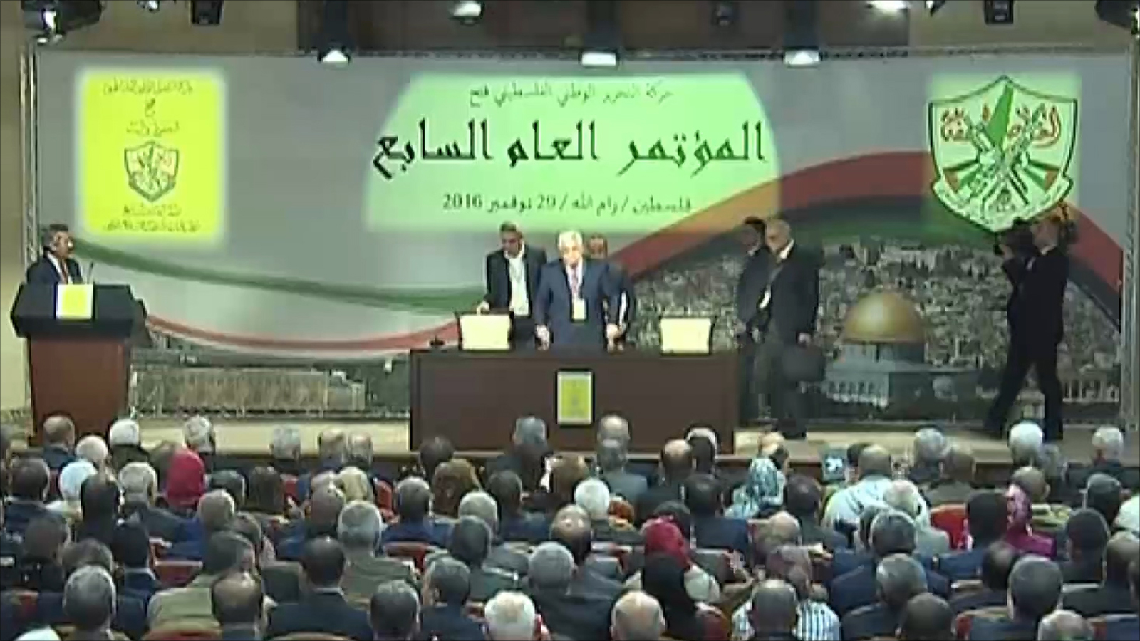 المؤتمر السابع لحركة فتح ينعقد وسط استمرار الخلاف بين رام الله وغزة (الجزيرة)