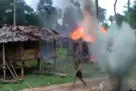 الجيش يدمر 1200 منزل في قرى مسلمة غربي ميانمار