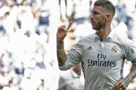 Real Madrid's Sanish defender Sergio Ramos celebrates after scoring against Osasuna during the Spanish primera Division soccer match played against Osasuna at Bernabeu stadium in Madrid, Spain, 10 September 2016.