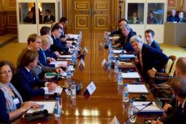 A handout picture provided by the US Department of State shows US Secretary of State John Kerry (3-R) meeting with fellow Foreign Ministers and other leaders at the outset of a Libya Economic Meeting hosted by British Foreign Secretary Boris Johnson (4-L), at the Foreign & Commonwealth Office in London, Britain, 31 October 2016. EPA/US DEPARTMENT OF STATE/HANDOUT