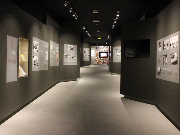 المتحف يضم مسارات تقدم حكاية الشعب الفلسطيني في مئة عام (الجزيرة)