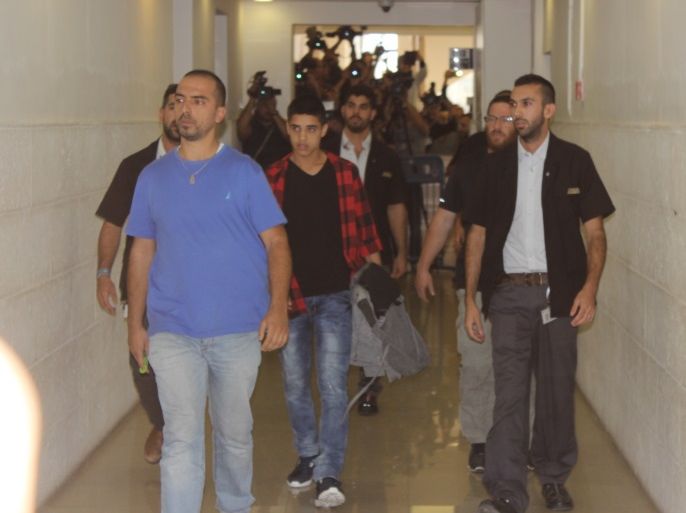 القدس -دخول الطفل أحمد مناصرة لقاعة المحكمة المركزية اليوم