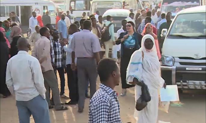 تفاقم أزمة المواصلات العامة في السودان