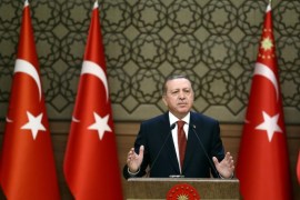 Turkish President Tayyip Erdogan makes a speech during his meeting with mukhtars at the Presidential Palace in Ankara, Turkey, October 26, 2016. Yasin Bulbul/Presidential Palace/Handout via REUTERS ATTENTION EDITORS - THIS PICTURE WAS PROVIDED BY A THIRD PARTY. FOR EDITORIAL USE ONLY. NO RESALES. NO ARCHIVE.