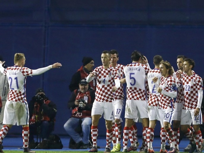 Football Soccer - Croatia vs Iceland - 2018 World Cup Qualifying European Zone - Maksimir arena, Zagreb, Croatia - 12/11/16 Croatia's player react REUTERS/Antonio Bronic