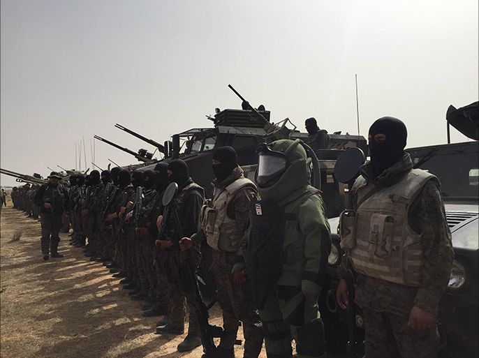 استنفار أمني وعسكري في الحدود التونسية-الليبية. - صور خاصة بالجزيرة نت.