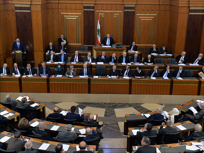 ‪‬ البرلمان اللبناني الحالي انتخب عام 2009 وتم تمديد ولايته لمرتين(الجزيرة)