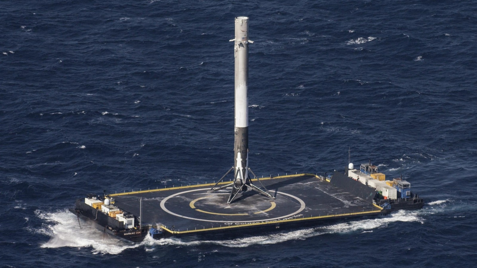‪صاروخ فالكون 9 لشركة سبيس إكس لحظة هبوطه بنجاح على منصة عائمة في المحيط‬ (الأوروبية)
