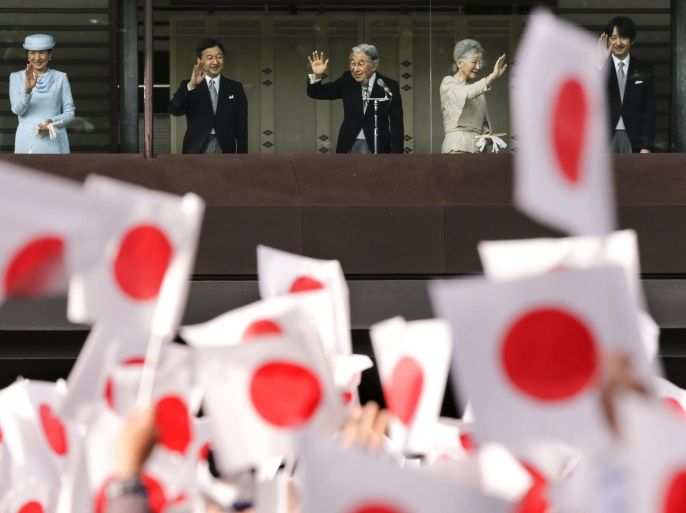 Japan's Emperor Akihito (C) and Empress Michiko (2-R) wave to well-wishers celebrating the emperor's 83rd birthday with Crown Prince Naruhito (2-L), Prince Akishino (R) and Crown Princess Masako (L) at the Imperial Palace in Tokyo, Japan, 23 December 2016. Akihito addressed a speech to the nation in August, expressing fear of his health as Emperor and hinted his wish of abdication.