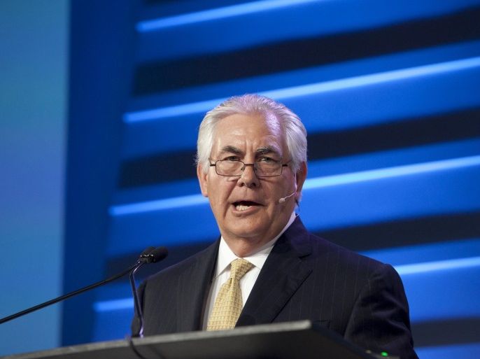 ExxonMobil Chairman and CEO Rex Tillerson speaks during the IHS CERAWeek 2015 energy conference in Houston, Texas April 21, 2015. REUTERS/Daniel Kramer