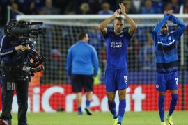 Britain Soccer Football - Leicester City v FC Porto - UEFA Champions League Group Stage - Group G - King Power Stadium, Leicester, England - 27/9/16 Leicester City's Islam Slimani and Riyad Mahrez applaud fans after the game Reuters / Eddie Keogh Livepic EDITORIAL USE ONLY.