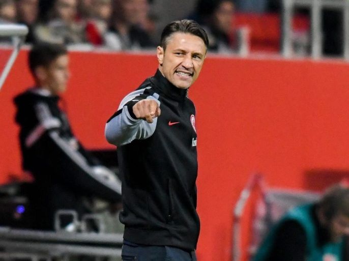 Coach Niko Kovac of Frankfurt reacts during the German Bundesliga soccer match between FC Ingolstadt 04 and Eintracht Frankfurt at the Audi Sportpark in Ingolstadt, Germany, 20 September 2016. EPA/Armin Weigel (EMBARGO CONDITIONS - ATTENTION - Due to the accreditation guidelines, the DFL only permits the publication and utilisation of up to 15 pictures per match on the internet and in online media during the match)
