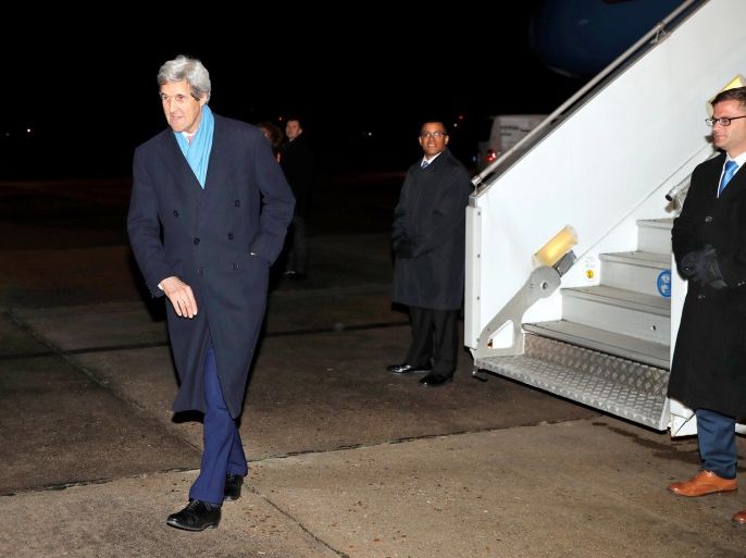 Secretary of State John Kerry walks to a waiting car as he arrives at Le Bourget Airport Sunday, Jan. 15, 2017 in Paris, France. REUTERS/Alex Brandon, Pool