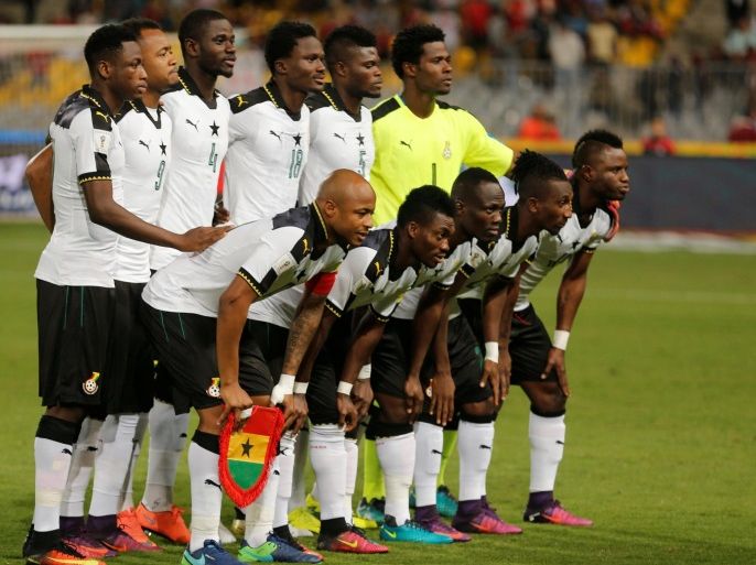 Football Soccer - Egypt v Ghana - 2018 World Cup Qualifying - Africa Zone - "Army Stadium" Borg El Arab, Alexandria, Egypt - 13/11/2016 - Ghana's players pose for a team picture before the game. REUTERS/Amr Abdallah Dalsh