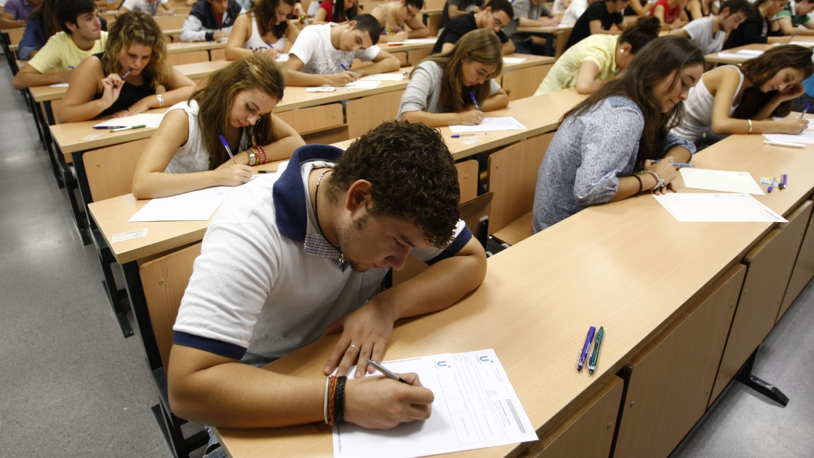 يُنصح الطلبة بتعلم اللغة الإسبانية قبل التقدم للجامعات الإسبانية.