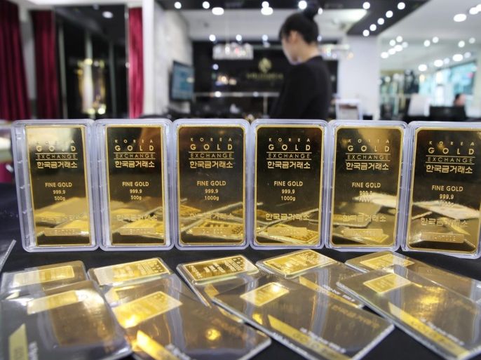 A picture made available on 13 January 2017 shows gold bars displayed at the Korea Gold Exchange in Seoul, South Korea, 12 January 2017. International prices of the metal soared above 1,200 US dollar an ounce, the highest in seven weeks, as the dollar fell in value after US President-elect Donald Trump offered few details on economic policy during a long-awaited news conference. EPA/YONHAP SOUTH KOREA OUT