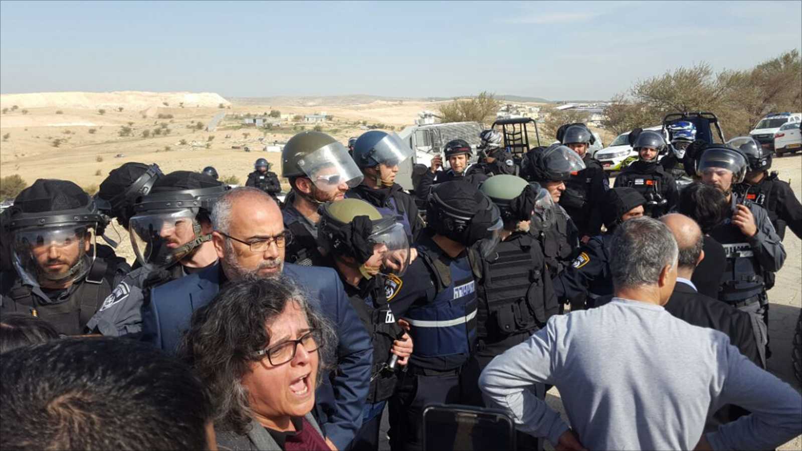 شرطة الاحتلال تعترض طريق القيادات الفلسطينية داخل الخط الأخضر وتمنعهم من دخول 