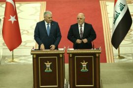 Turkey's Prime Minister Binali Yildirim and his Iraqi counterpart Haider al-Abadi hold a joint news conference in Baghdad, Iraq, January 7, 2017. Hakan Goktepe/Prime Minister's Press Office/Handout via REUTERS ATTENTION EDITORS - THIS PICTURE WAS PROVIDED BY A THIRD PARTY. FOR EDITORIAL USE ONLY. NO RESALES. NO ARCHIVE.