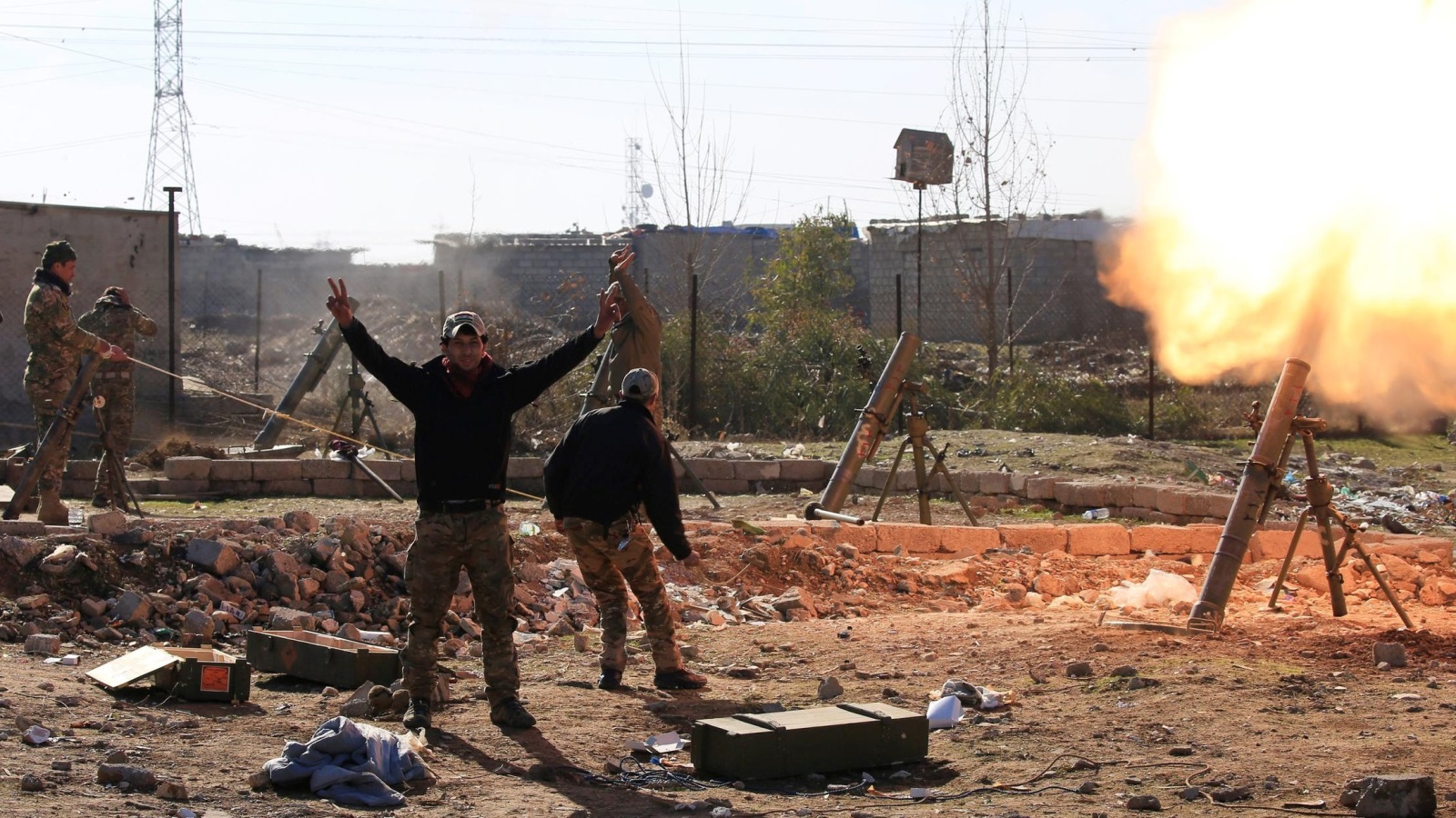 القوات الخاصة العراقية أطلقت قذائف الهاون على مواقع تنظيم الدولة 