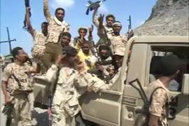 الجيش الوطني اليمني يعلن تقدمه باتجاه مدينة المخا